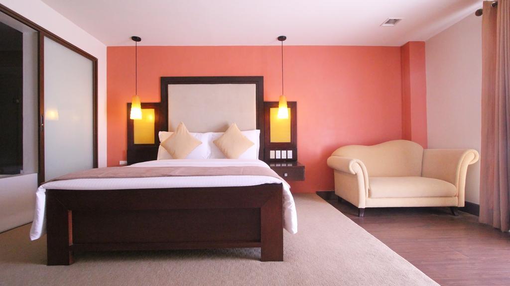 Coron Gateway Hotel & Suites Phòng bức ảnh